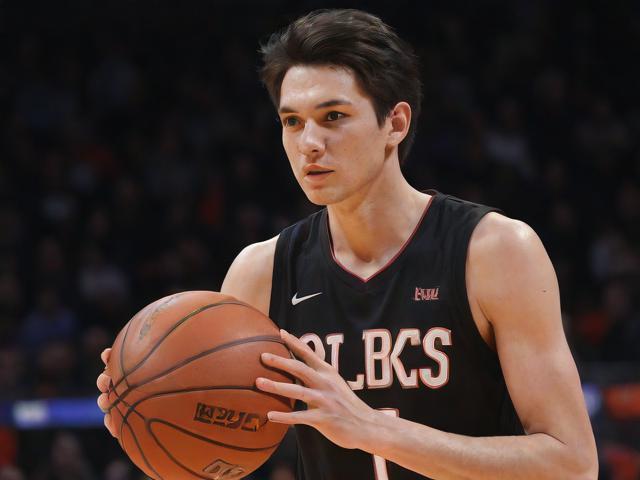 开云体育_ NBA球队的管理策略：怎样保持盈利与竞争？，nba球队的盈利模式